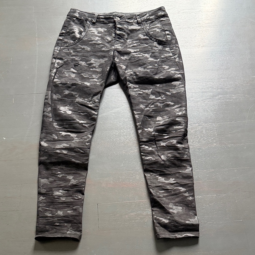 Bevy flog Camouflage Print Pants